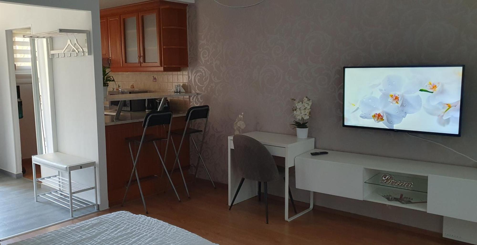 Orchidea Apartment *